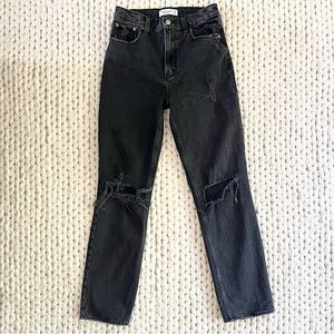 A&F 90’s straight ultra high rise jeans